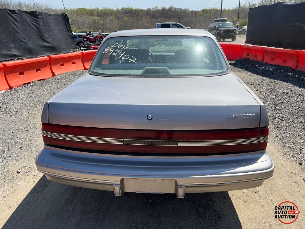 1995 BUICK CENTURY 6