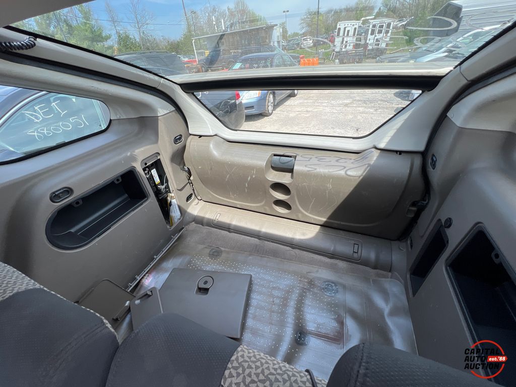 2004 Pontiac Aztek 13