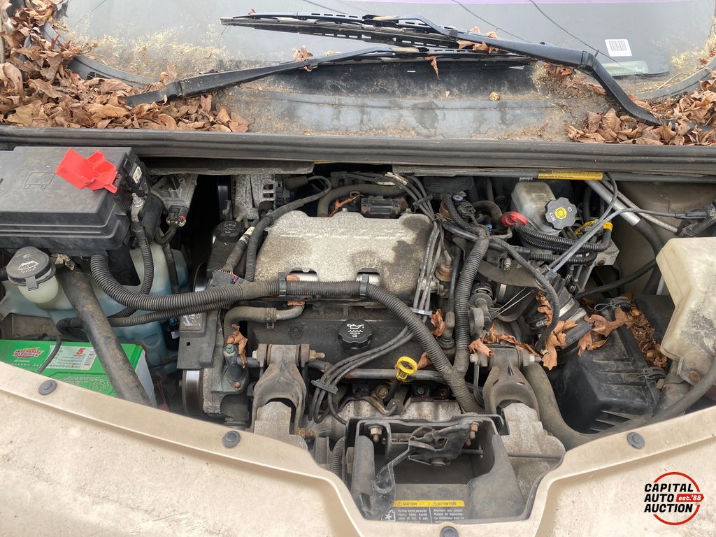 2004 Pontiac Aztek 9