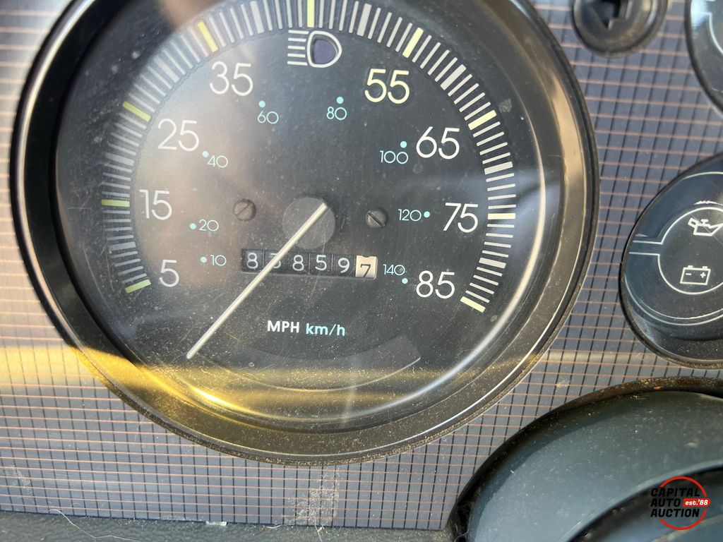 1990 CHEVROLET CAVALIER 4