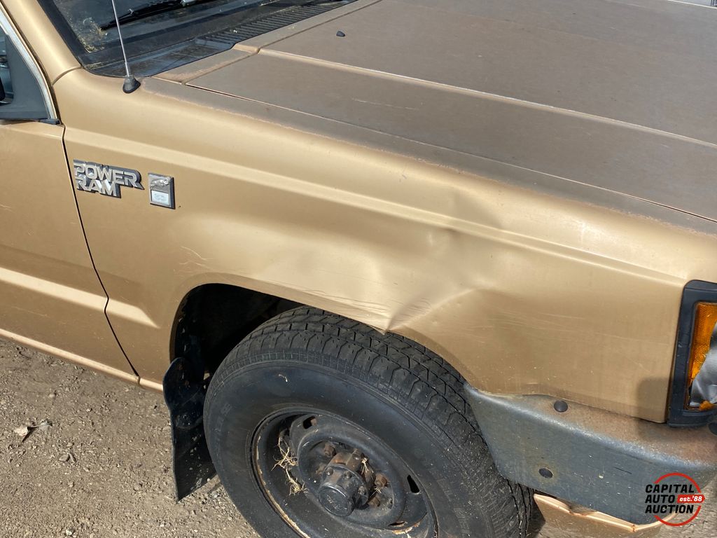 1988 Dodge Ram 50 Pickup 10
