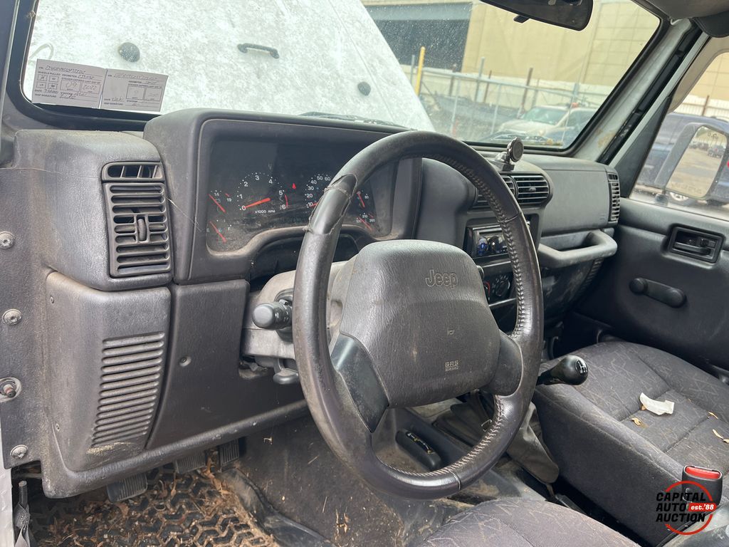 2002 JEEP WRANGLER SPORT 10