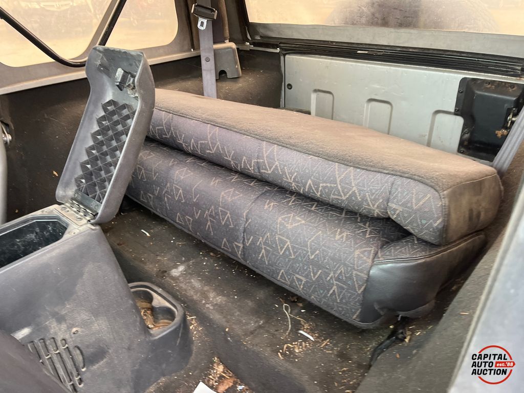 2002 JEEP WRANGLER SPORT 8