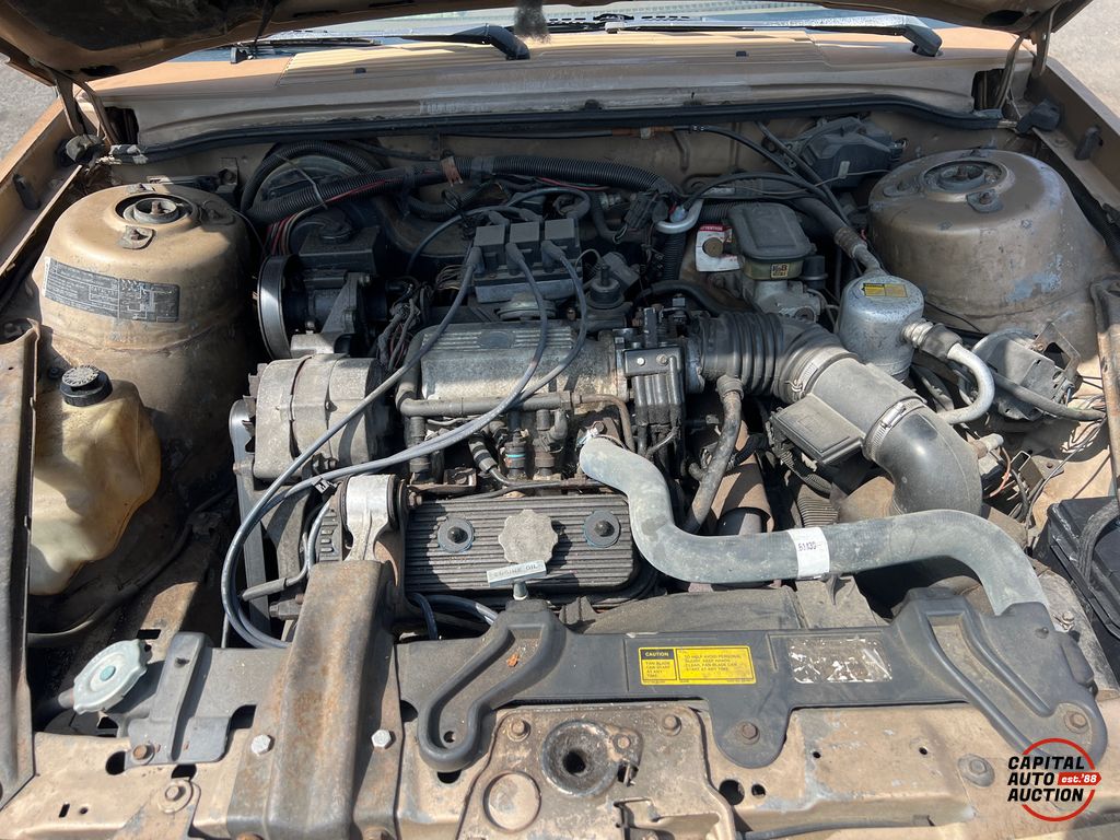 1986 Oldsmobile Cutlass Ciera 9