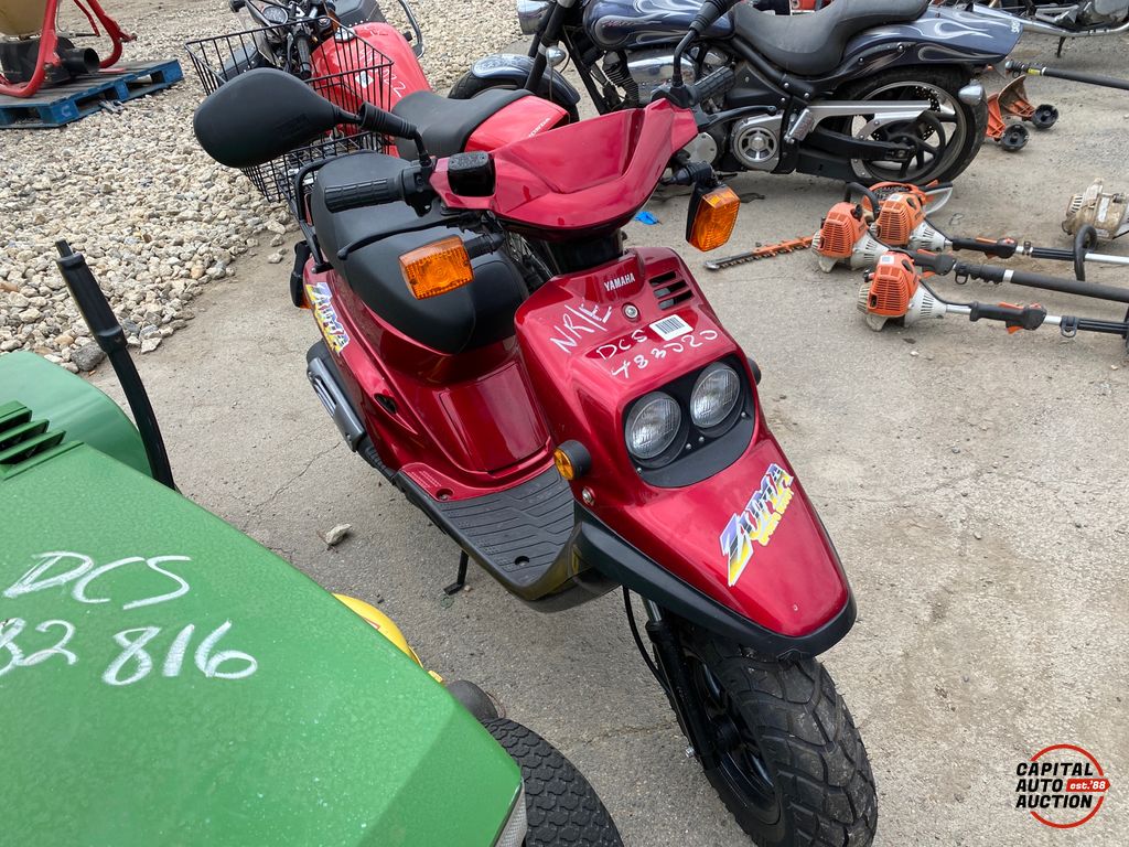 1999 YAMAHA Zuma 0