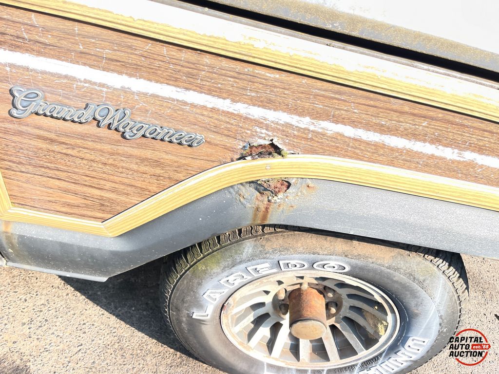 1987 JEEP Grand Wagoneer 11