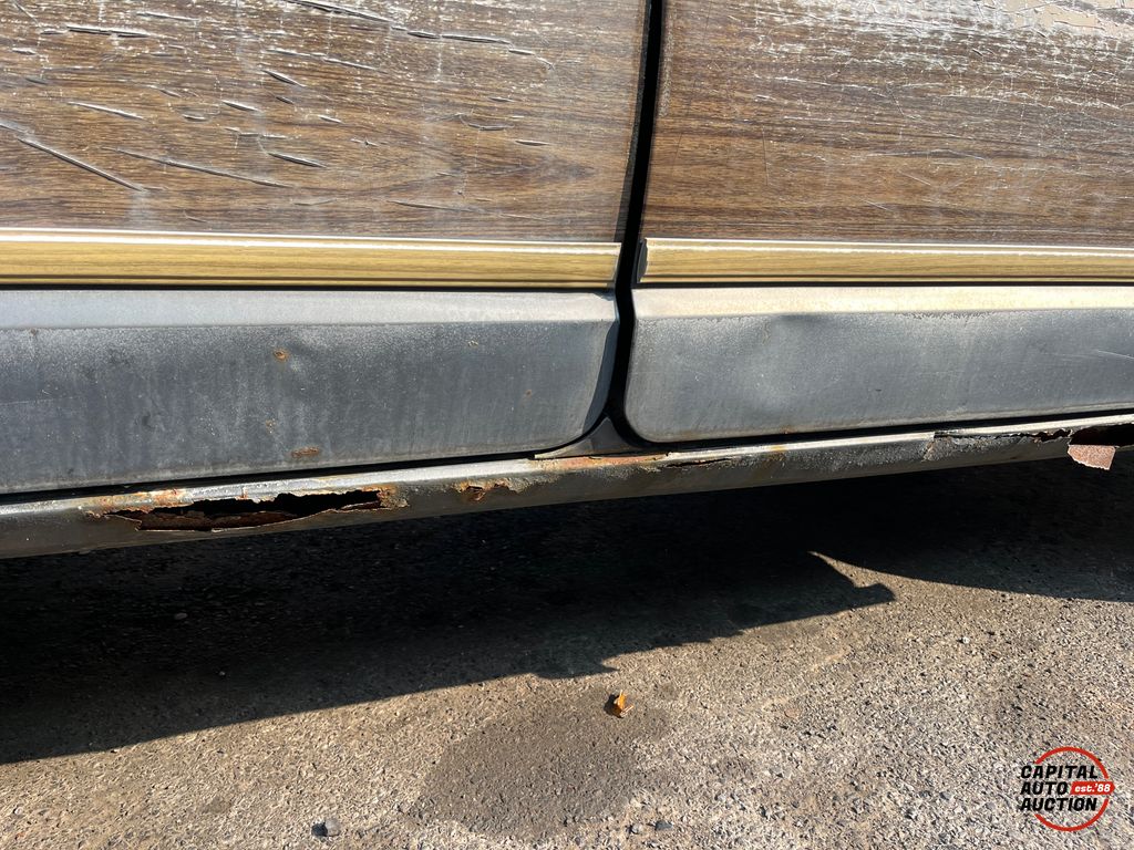 1987 JEEP Grand Wagoneer 12