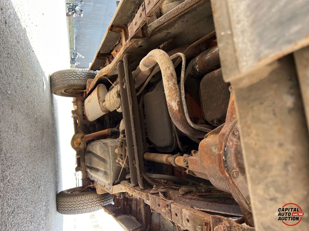 1987 JEEP Grand Wagoneer 14