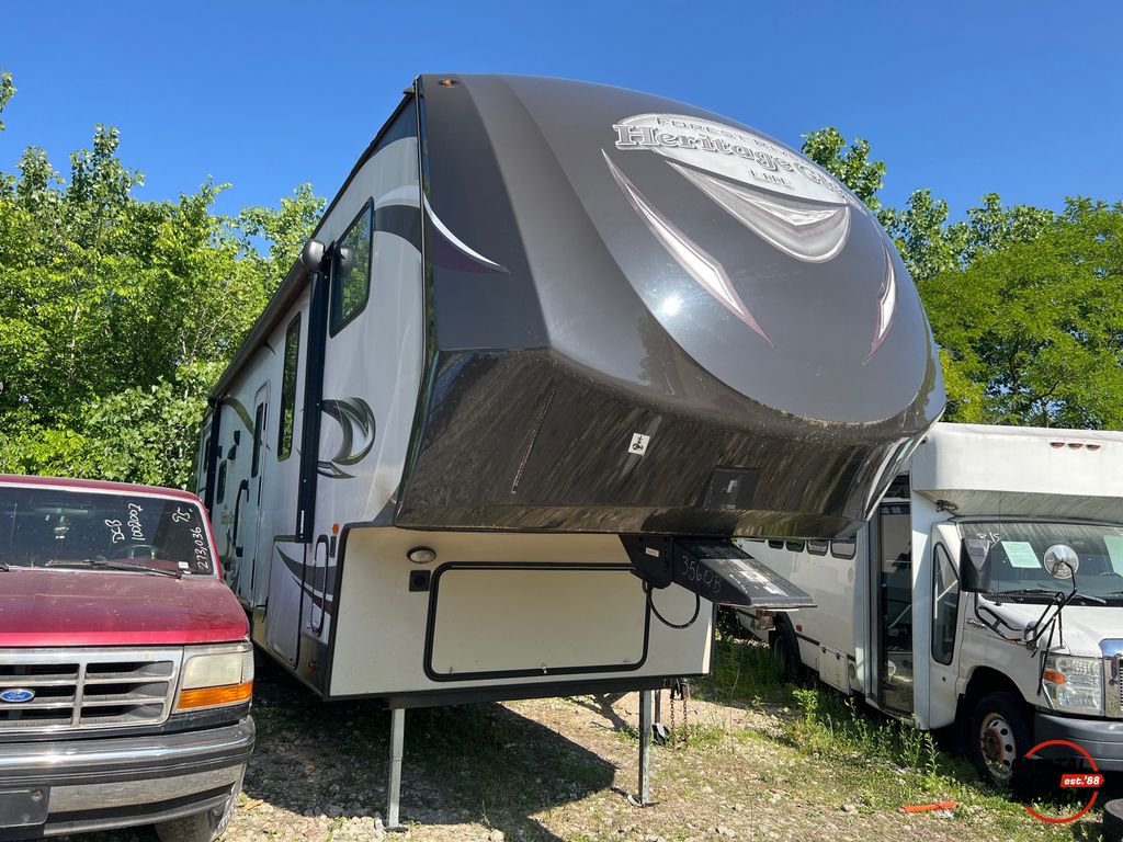 2015 Wildwood by Forest River 356QB 0