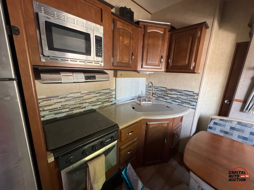 2015 Wildwood by Forest River 356QB 7