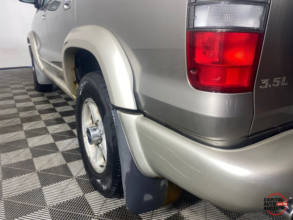 2001 ISUZU TROOPER 13