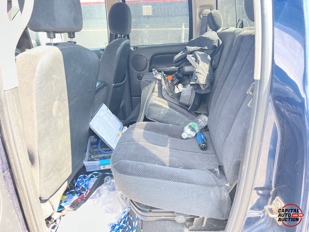 2004 DODGE RAM 1500 SLT 8