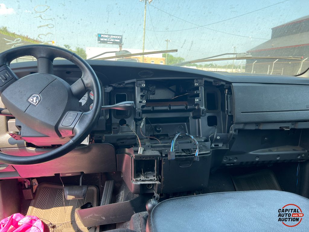 2004 DODGE RAM 1500 SLT 10