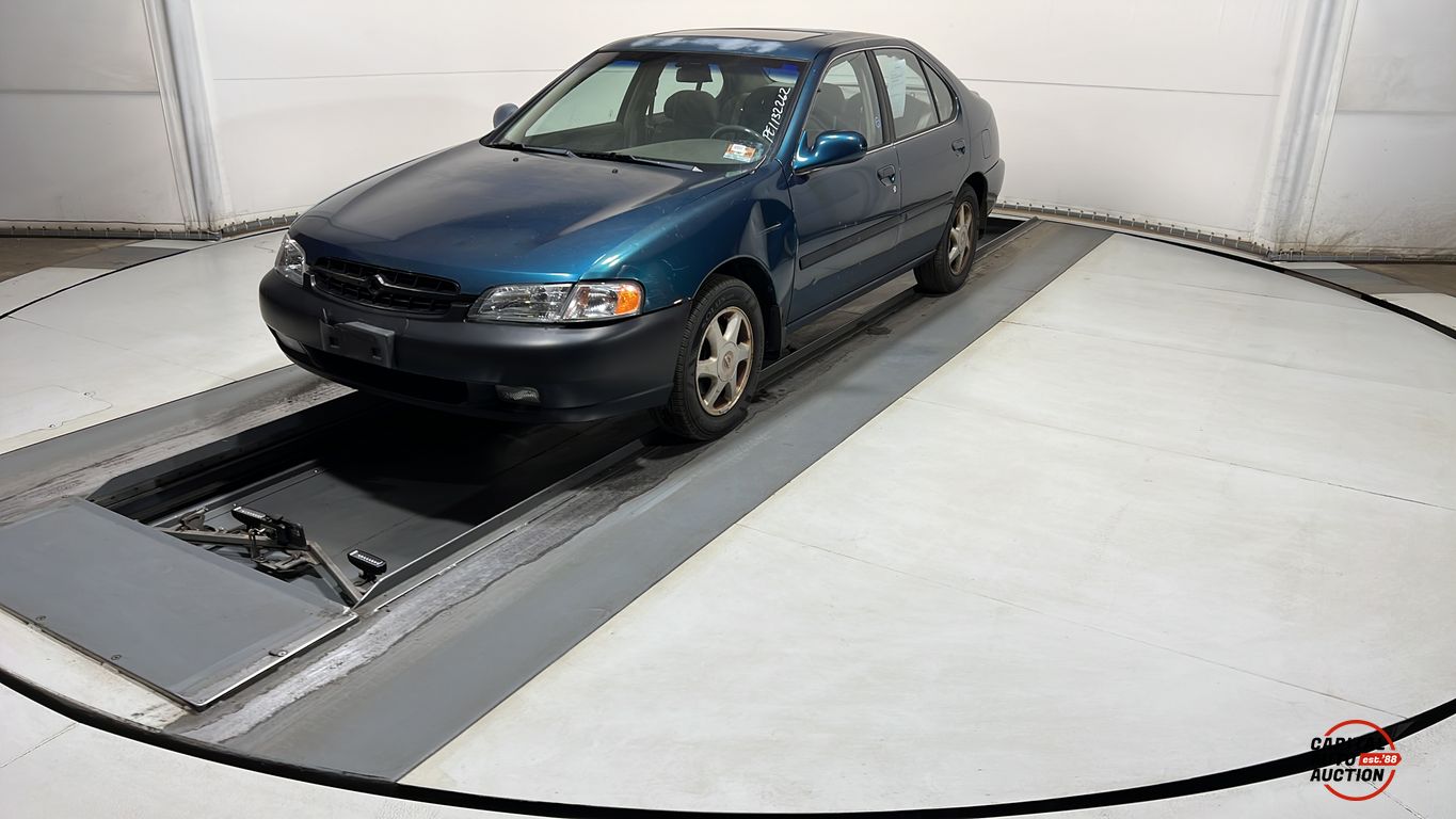 1998 NISSAN ALTIMA SE 1