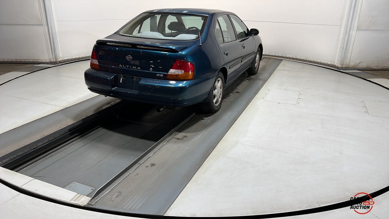1998 NISSAN ALTIMA SE 3
