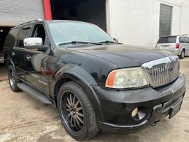 2004 Lincoln Navigator