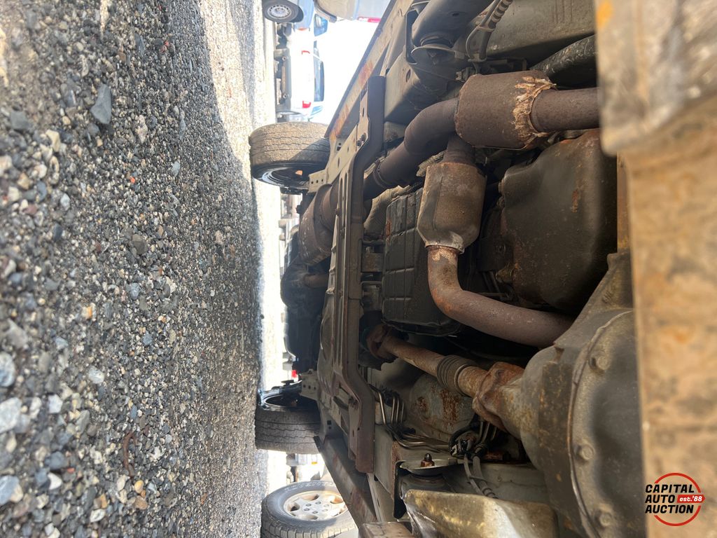 2003 JEEP GRAND CHEROKEE LIMITED 11