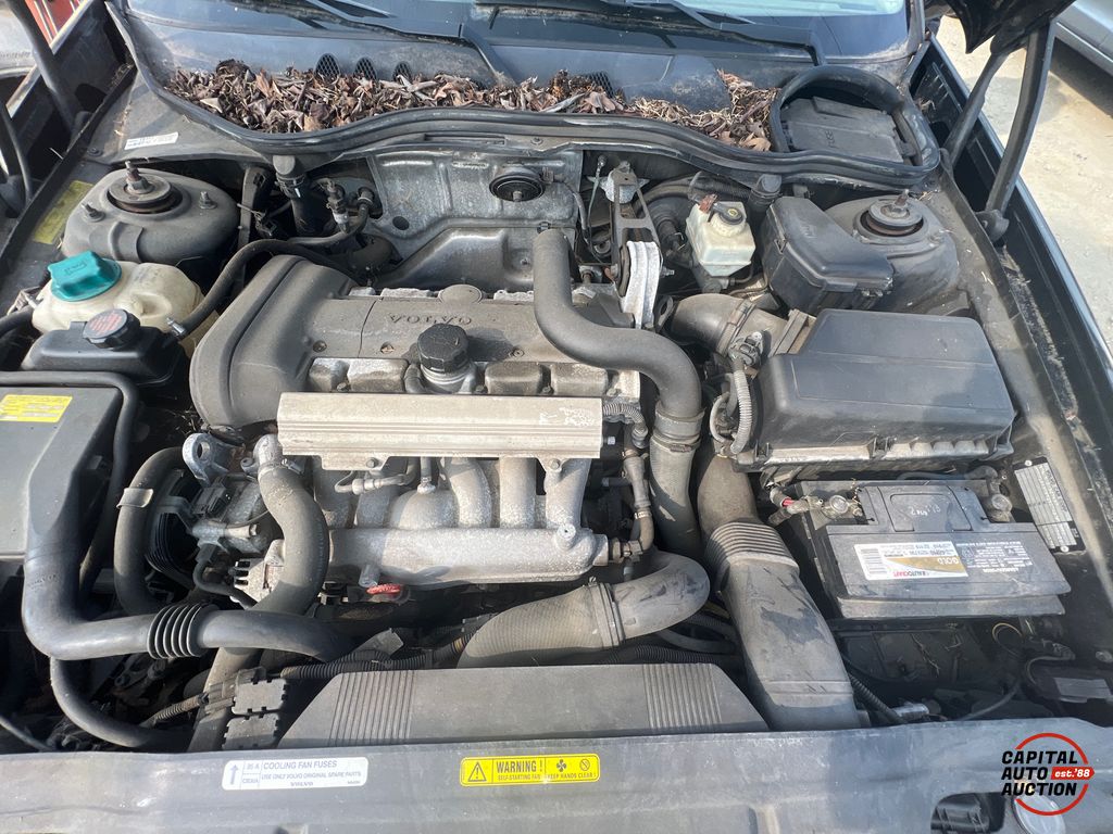 1999 VOLVO S70 9