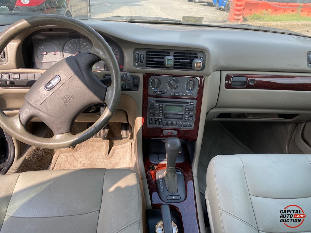 1999 VOLVO S70 10