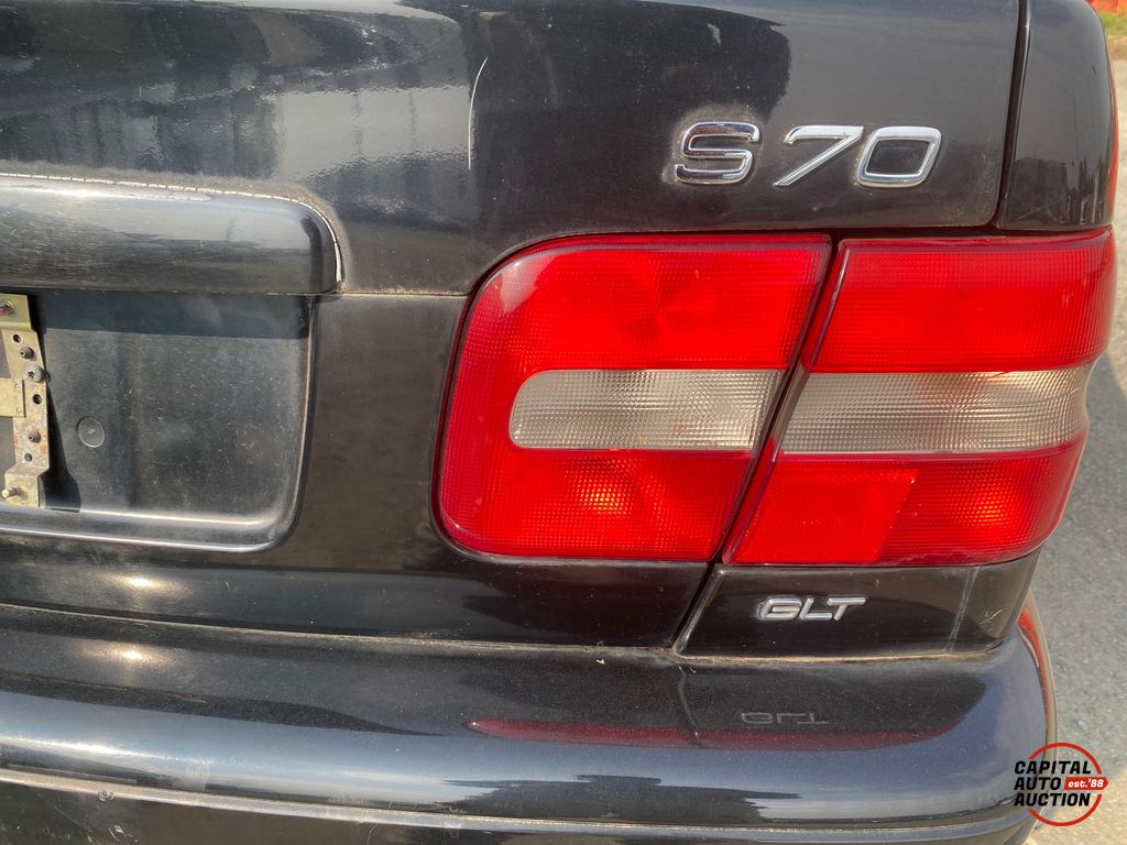 1999 VOLVO S70 12