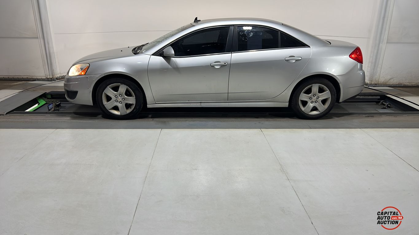 2010 PONTIAC G6 11