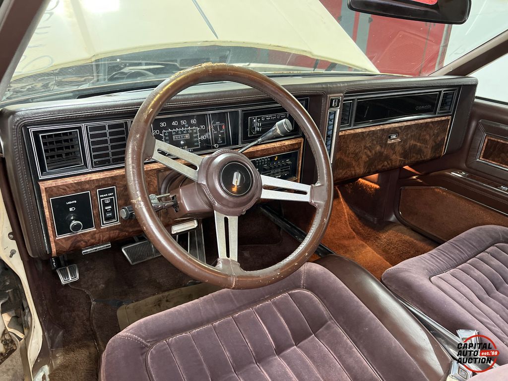 1983 OLDSMOBILE Toronado 10