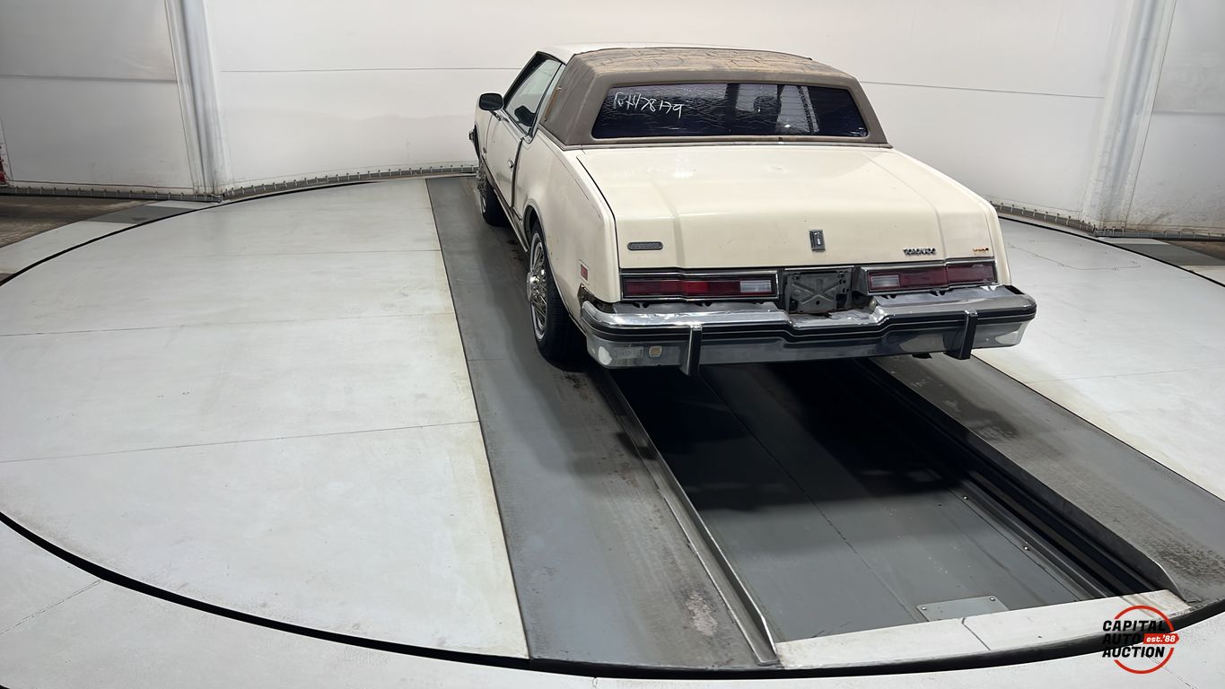 1983 OLDSMOBILE Toronado 6