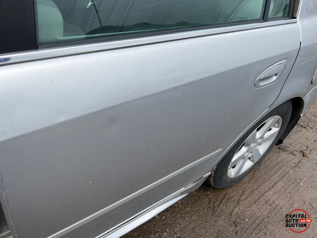 2003 NISSAN ALTIMA 16