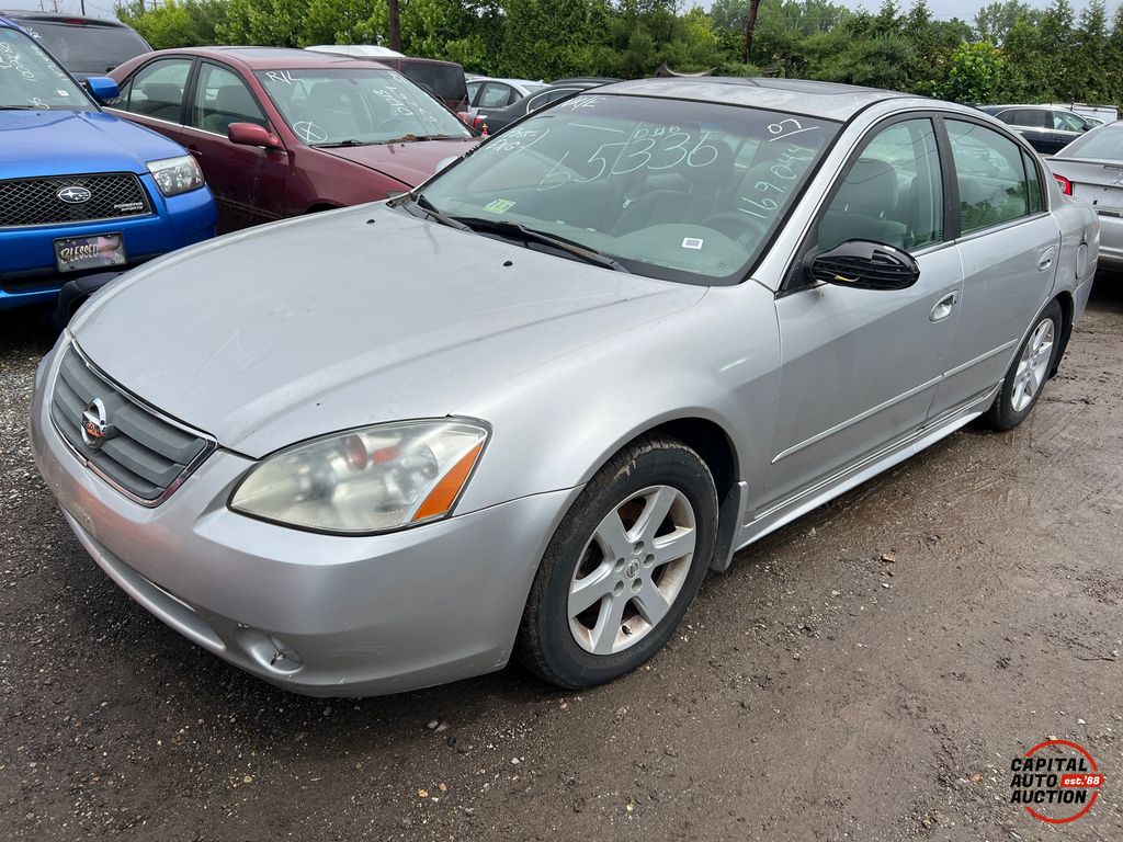 2003 NISSAN ALTIMA 1