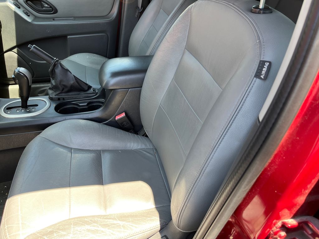 2006 Ford Escape Hybrid 7