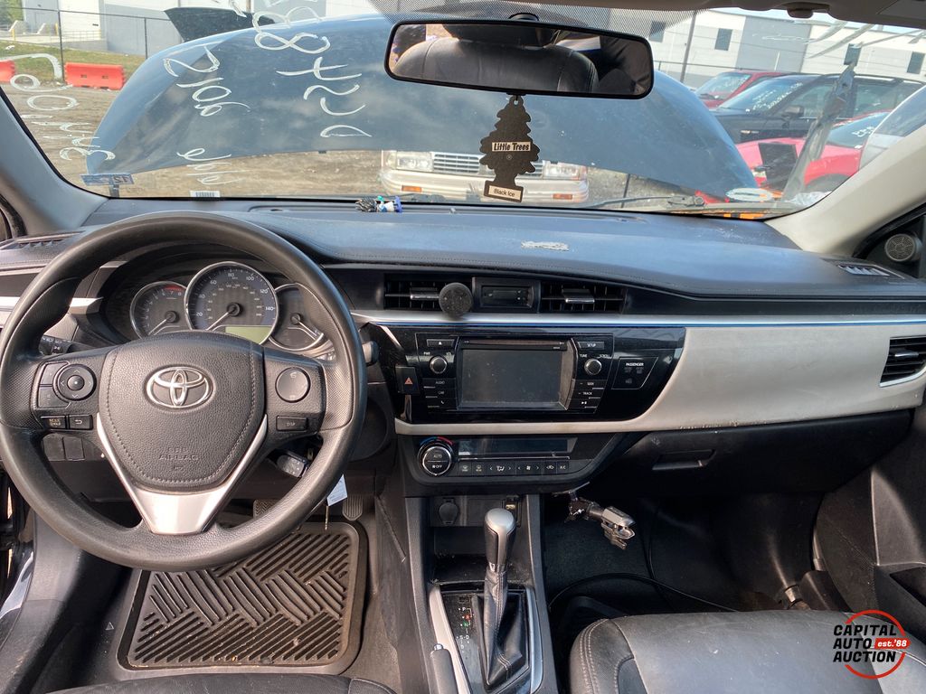 2015 TOYOTA COROLLA 10