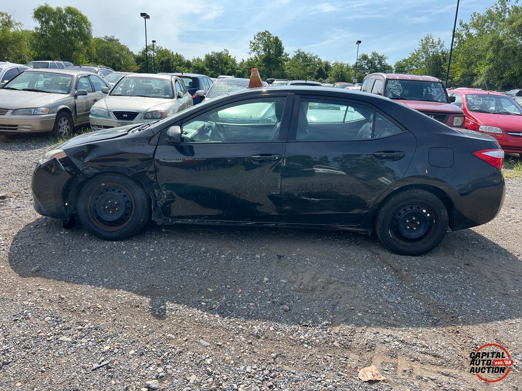 2015 TOYOTA COROLLA 18