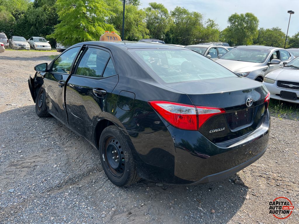 2015 TOYOTA COROLLA 2