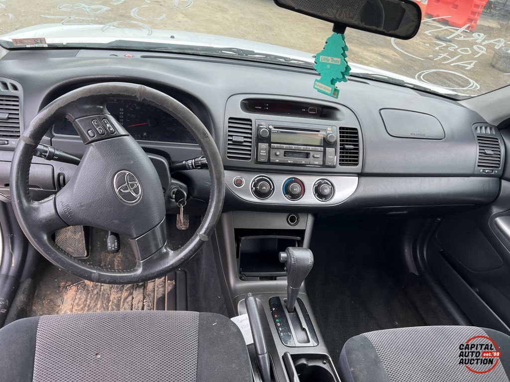 2006 TOYOTA CAMRY 10