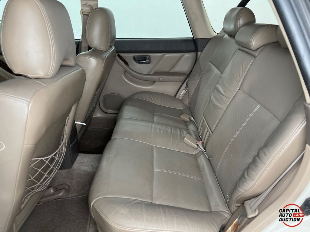 2004 SUBARU OUTBACK 8