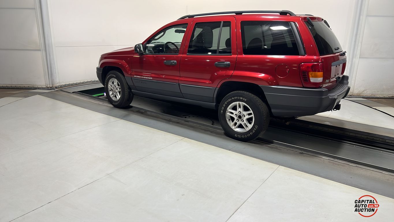2004 JEEP Grand Cherokee Laredo 2