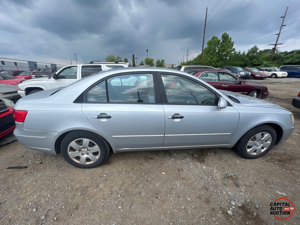 2010 HYUNDAI SONATA 11