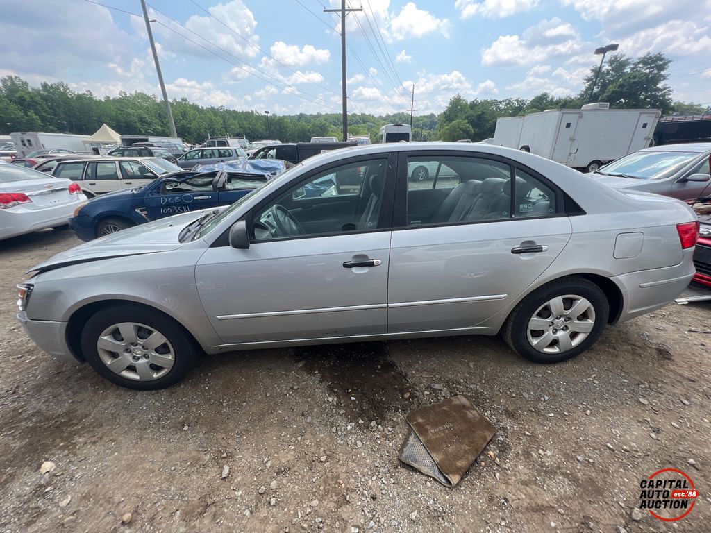 2010 HYUNDAI SONATA 10
