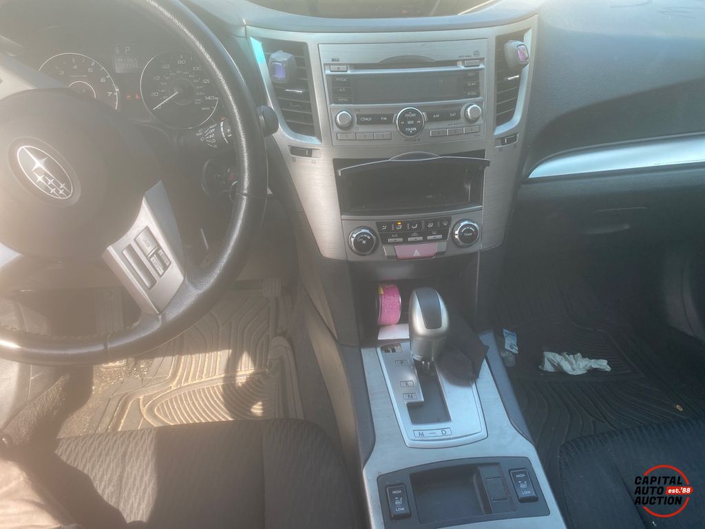 2011 SUBARU OUTBACK 10