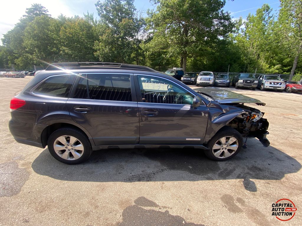 2011 SUBARU OUTBACK 15