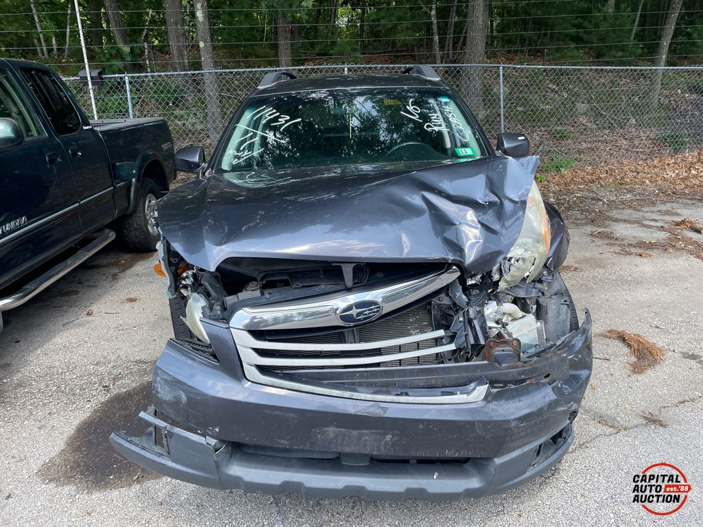 2011 SUBARU OUTBACK 5