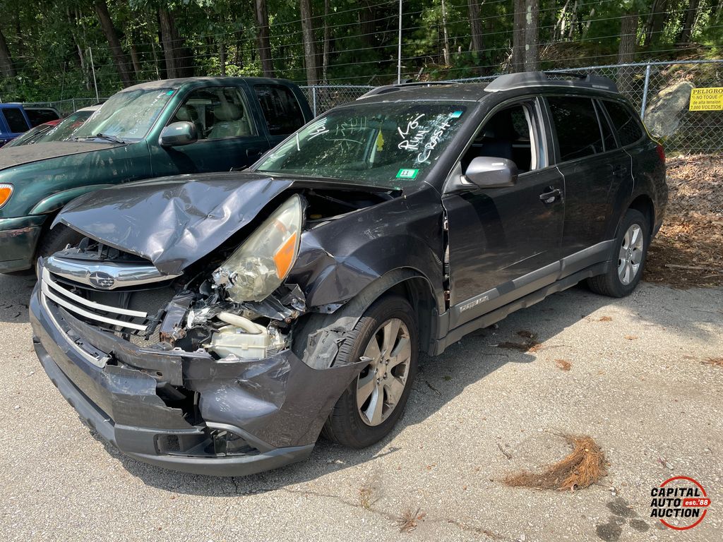 2011 SUBARU OUTBACK 1