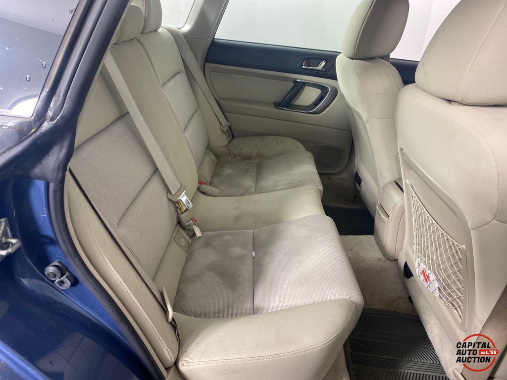2007 SUBARU OUTBACK 8