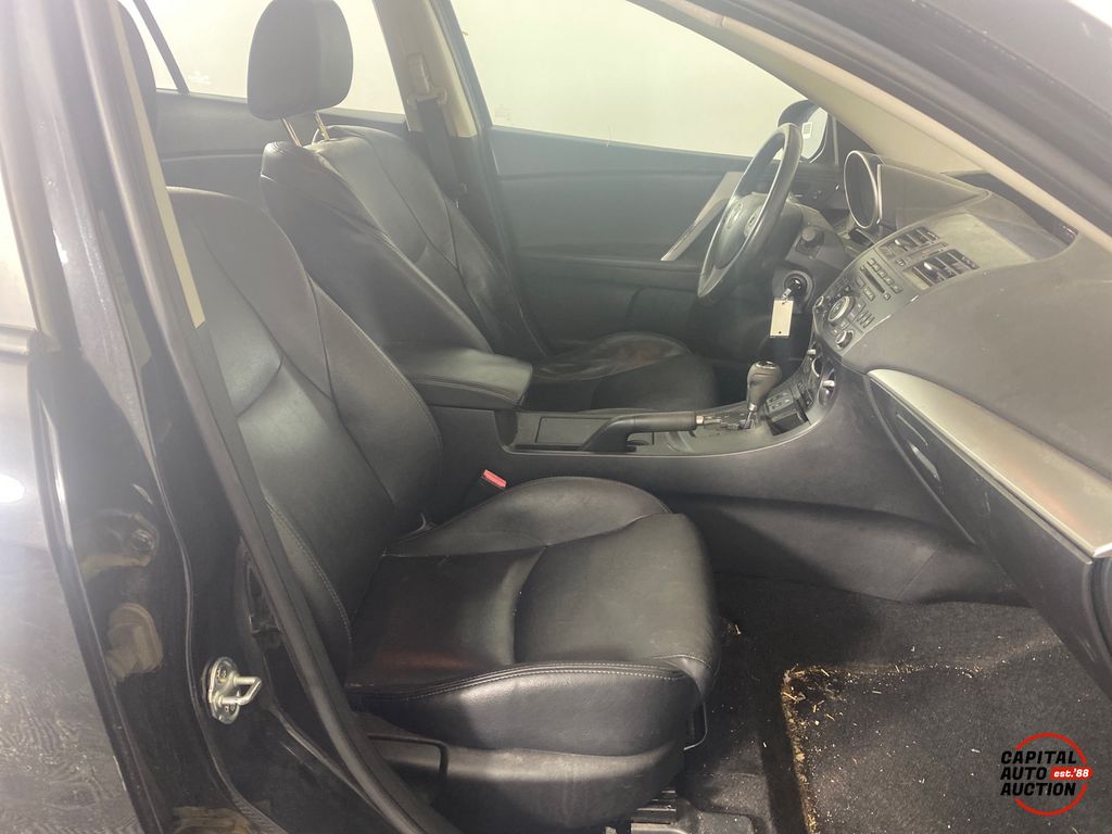 2012 MAZDA MAZDA3 7
