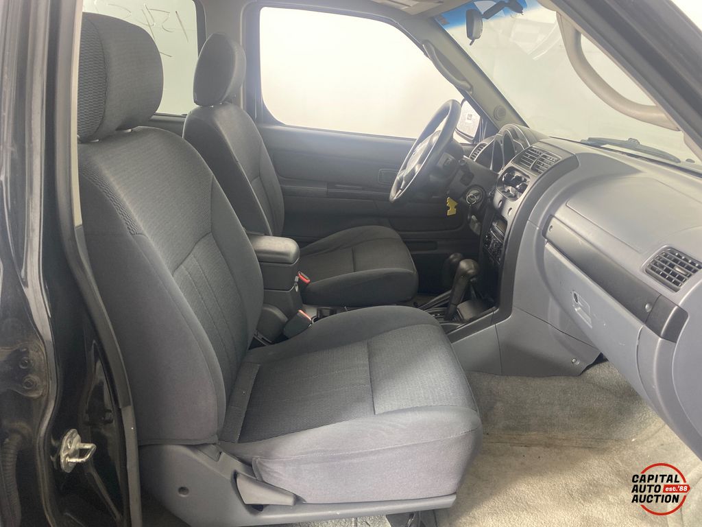 2004 NISSAN FRONTIER 7