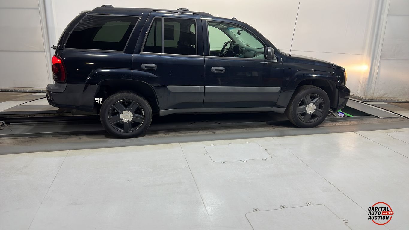 2005 CHEVROLET TRAILBLAZER LS 12