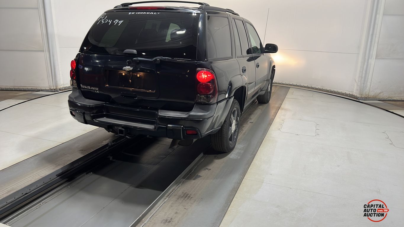 2005 CHEVROLET TRAILBLAZER LS 3