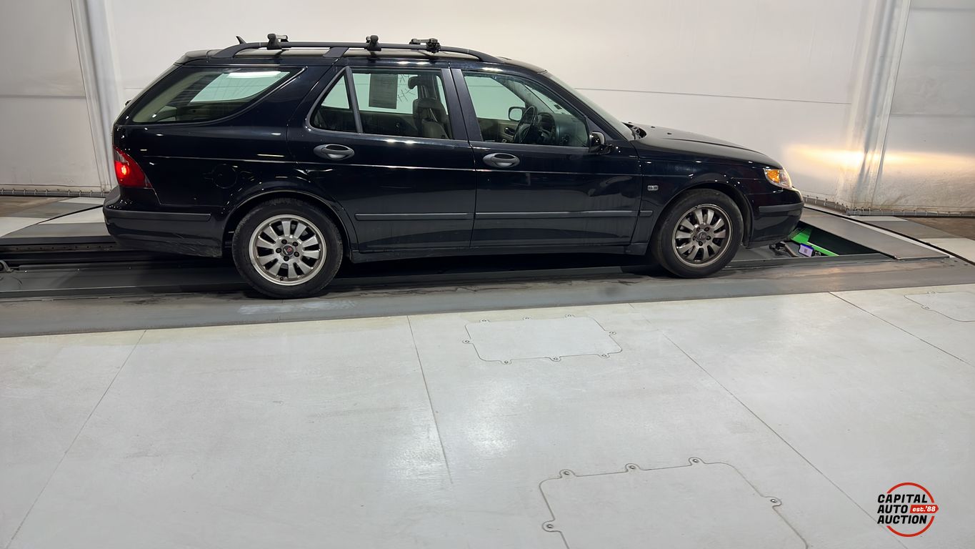 2004 SAAB 9-5 12