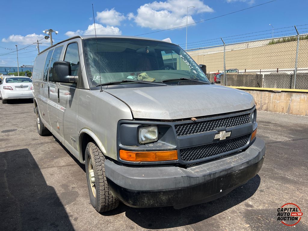 2006 CHEVROLET EXPRESS 2500 0