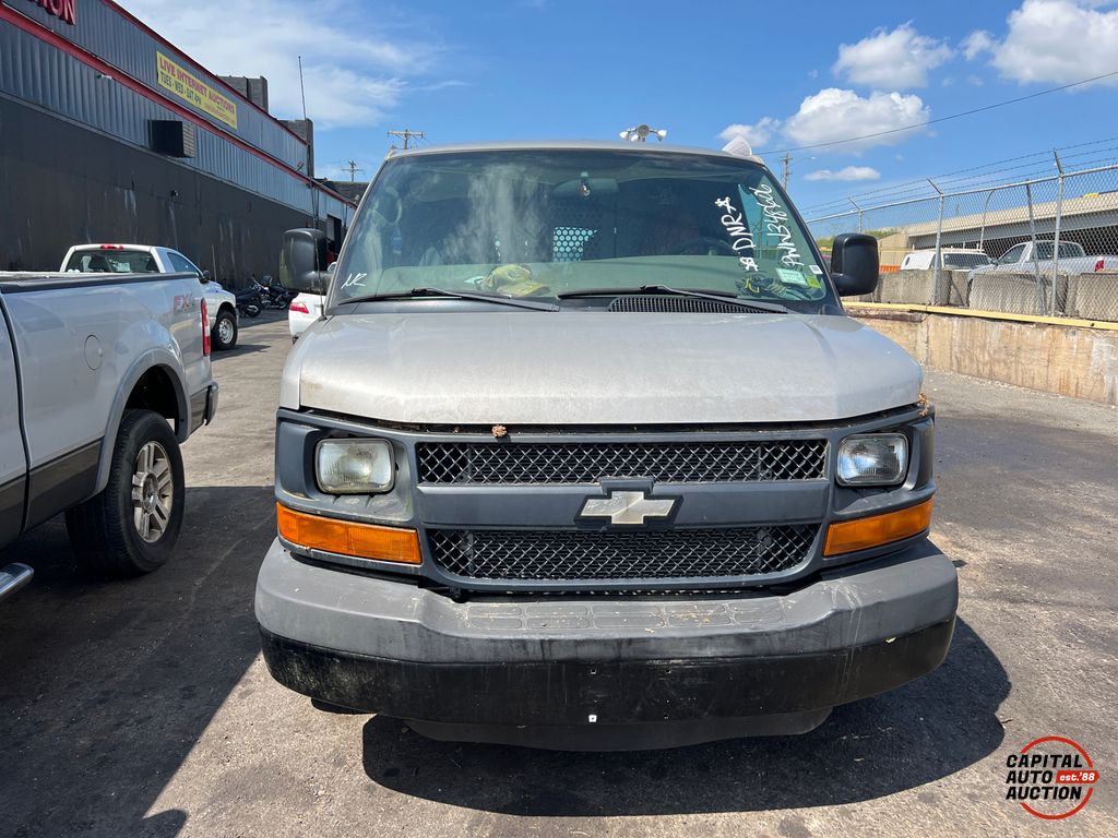 2006 CHEVROLET EXPRESS 2500 5